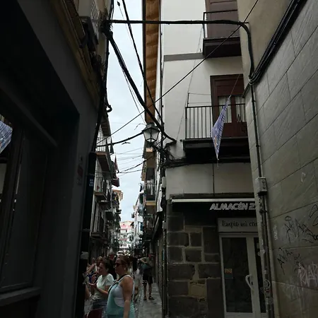 La Zona Mas Animada De Castro, Bares Y Restaurantes Apartment Castro Urdiales