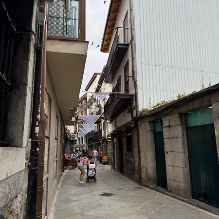 La Zona Mas Animada De Castro, Bares Y Restaurantes